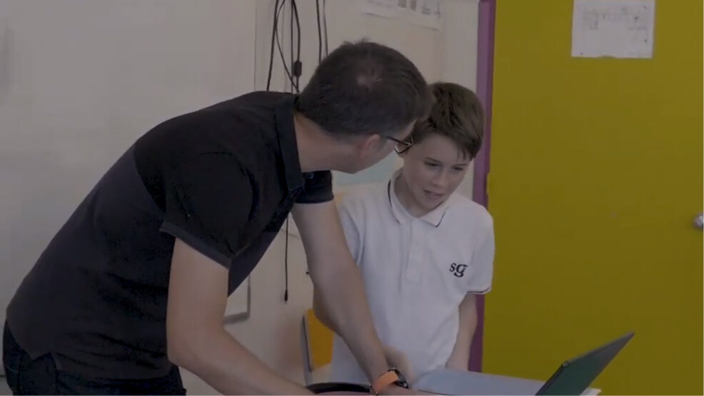 ONMAT el programa para que los adolescentes se conecten a las matematicas